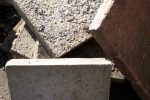 Betonplatten zu verschenken