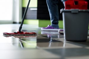 Fußboden reinigen