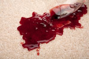 Salz gegen Rotweinflecken Teppich