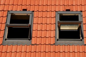 Velux Dachfenster lackieren