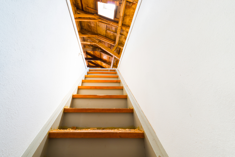 Dachboden ausbauen » Wissenswertes zum Treppenbau