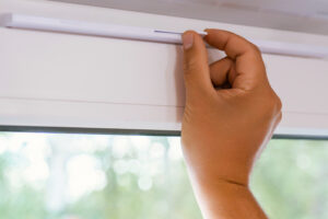Was sind eigentlich Fensterfalzlüfter? Vorteile und Nachteile