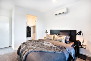 klimaanlage-fuer-schlafzimmer-kosten