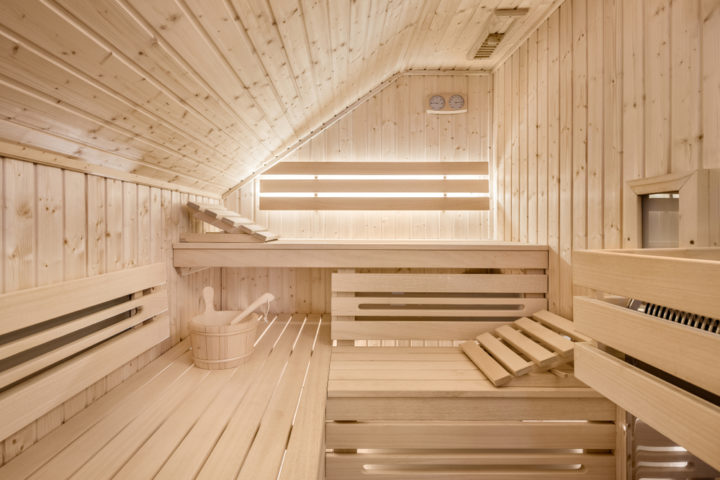 sauna-dachschraege