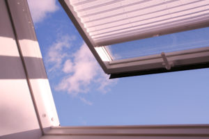 sonnenschutzrollo-dachfenster