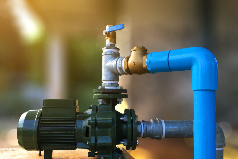 Wasser aus Zisterne pumpen » Die passende Pumpe wählen